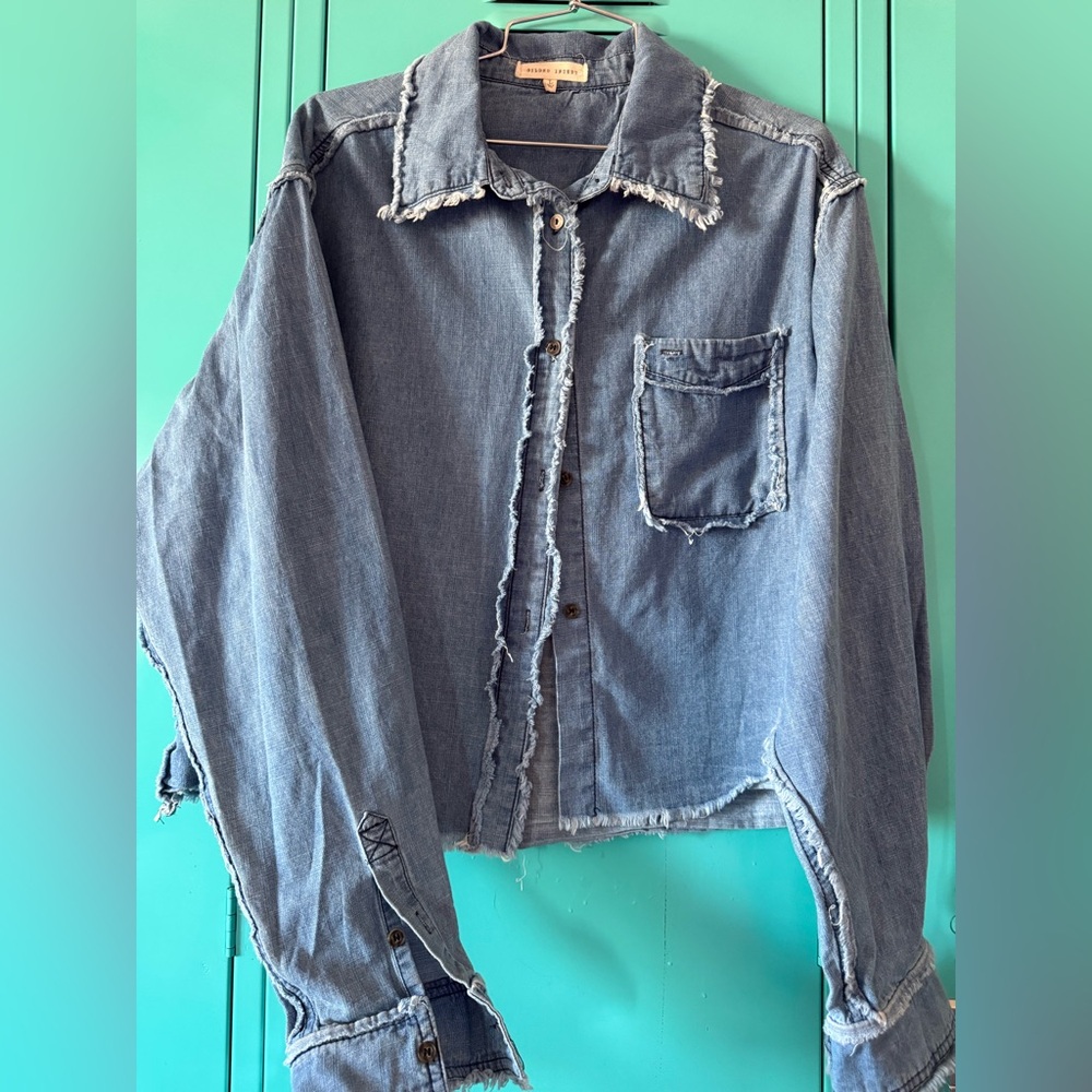 Frayed Denim Lightweight Denim - Picture 2 of 3